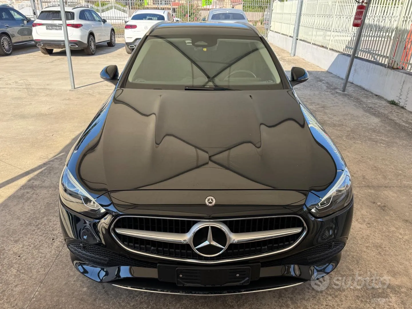 Mercedes-Benz C-Class 2023 photo 2