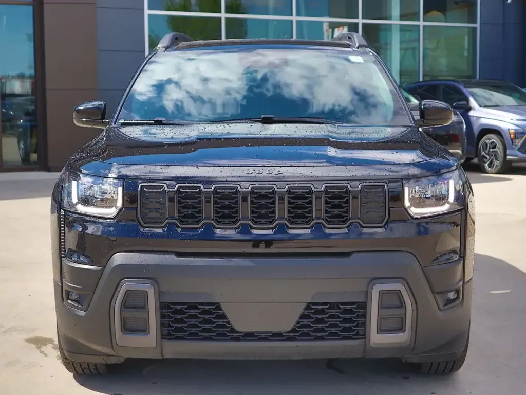 Jeep Cherokee 2026 photo 2