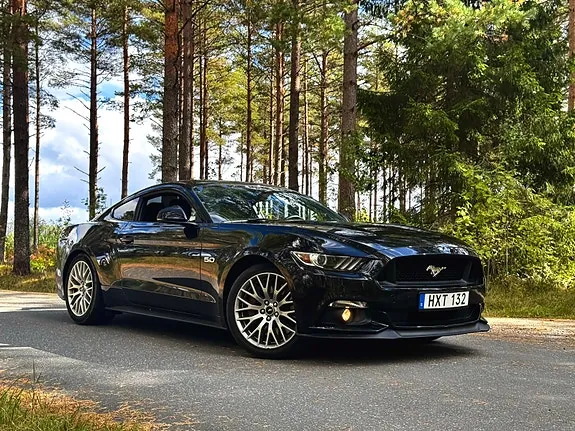 Ford Mustang 2015 photo 2