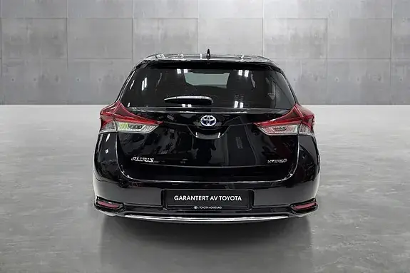 Toyota Auris 2017 photo 4