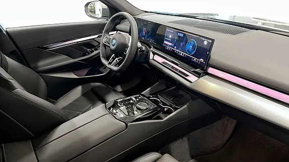 BMW 530E 2026 photo 3