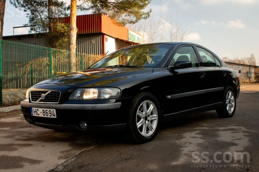 Volvo S60 2004 photo 3