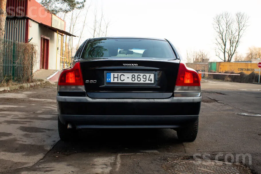 Volvo S60 2004 photo 5