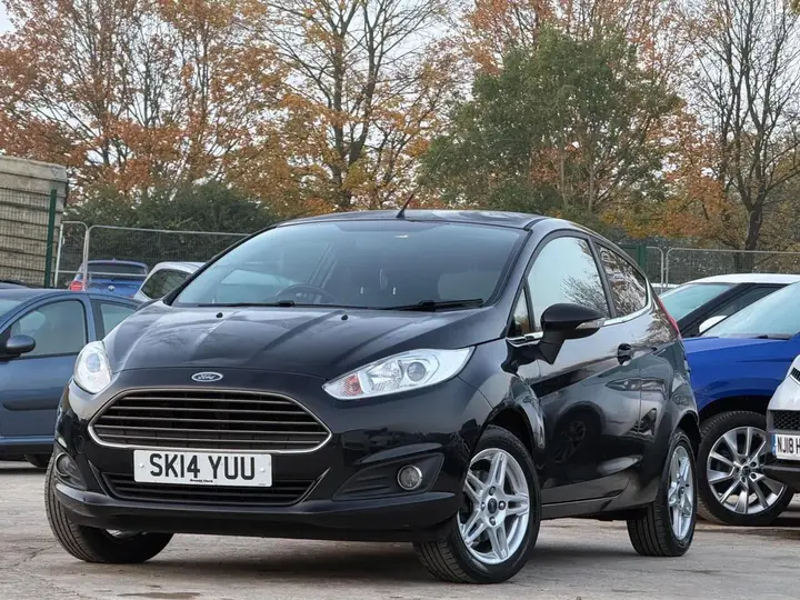 Ford Fiesta 2014 photo 2