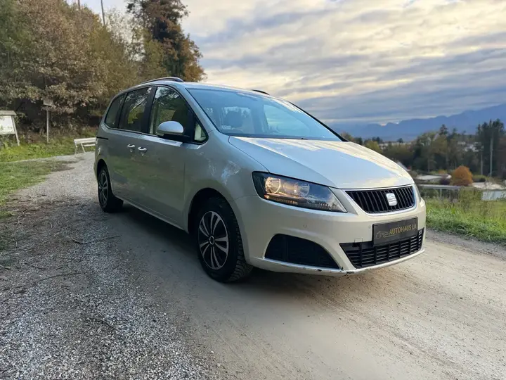 Seat Alhambra 2011 photo 3