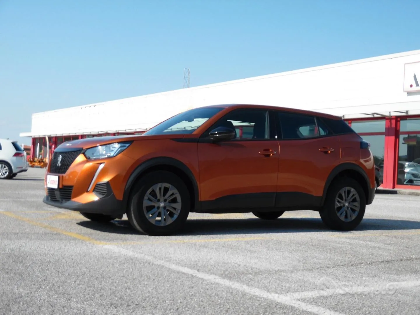 Peugeot 2008 2023 photo 2