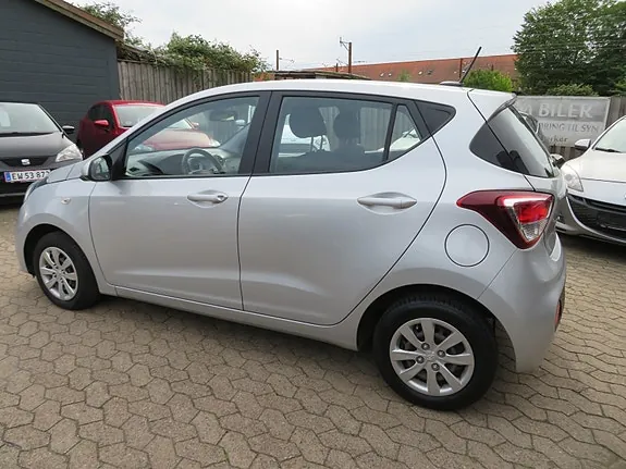 Hyundai I10 2018 photo 2