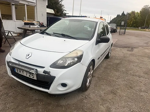 Renault Clio 2012 photo 3