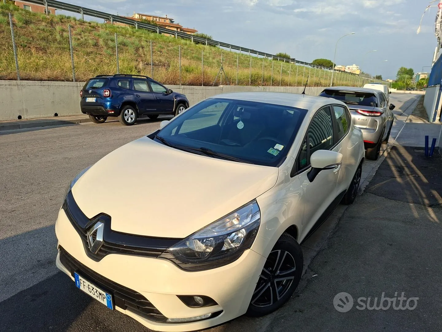 Renault Clio 2016 photo 3