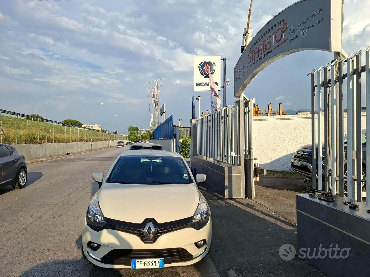 Renault Clio 2016 photo 2