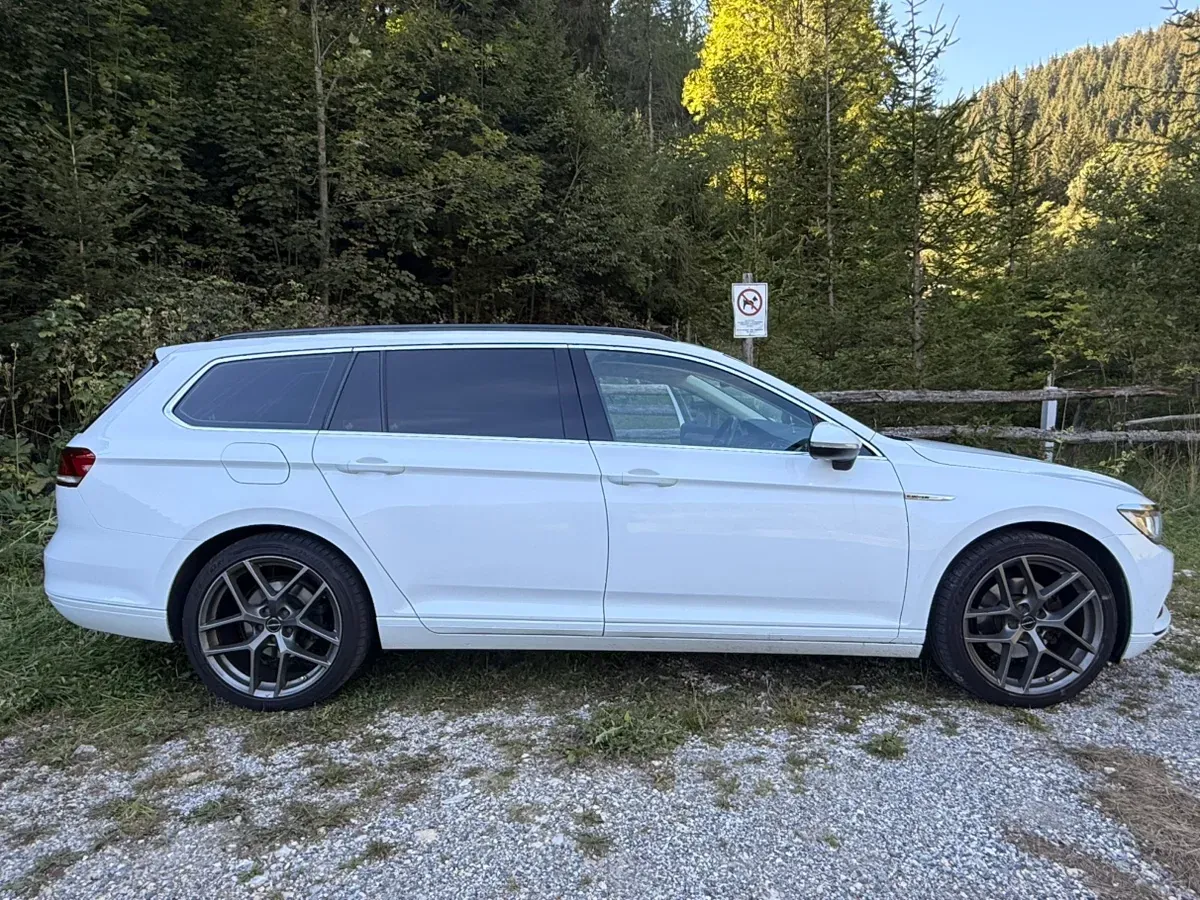 Volkswagen Passat 2016 photo 2