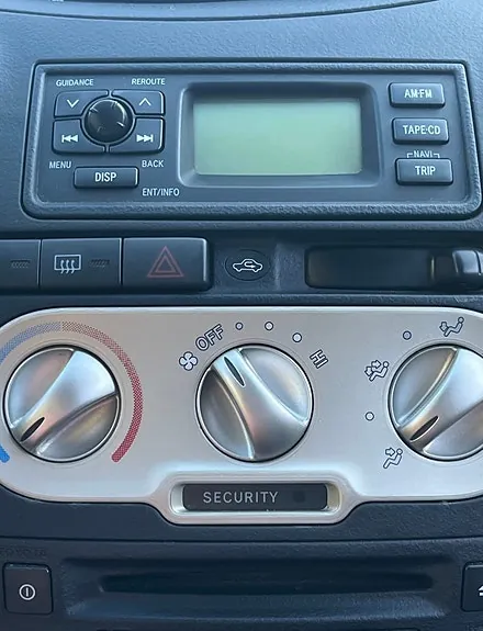Toyota Yaris 2004 photo 4