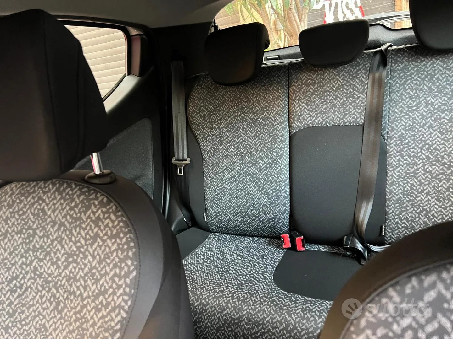 Lancia Ypsilon 2019 photo 2