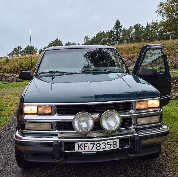 Chevrolet Suburban 1998 photo 5