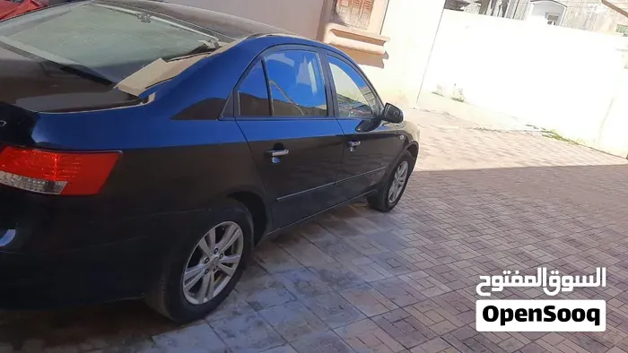 Hyundai Sonata 2009 photo 2