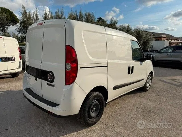 Fiat Doblò 2023 photo 3