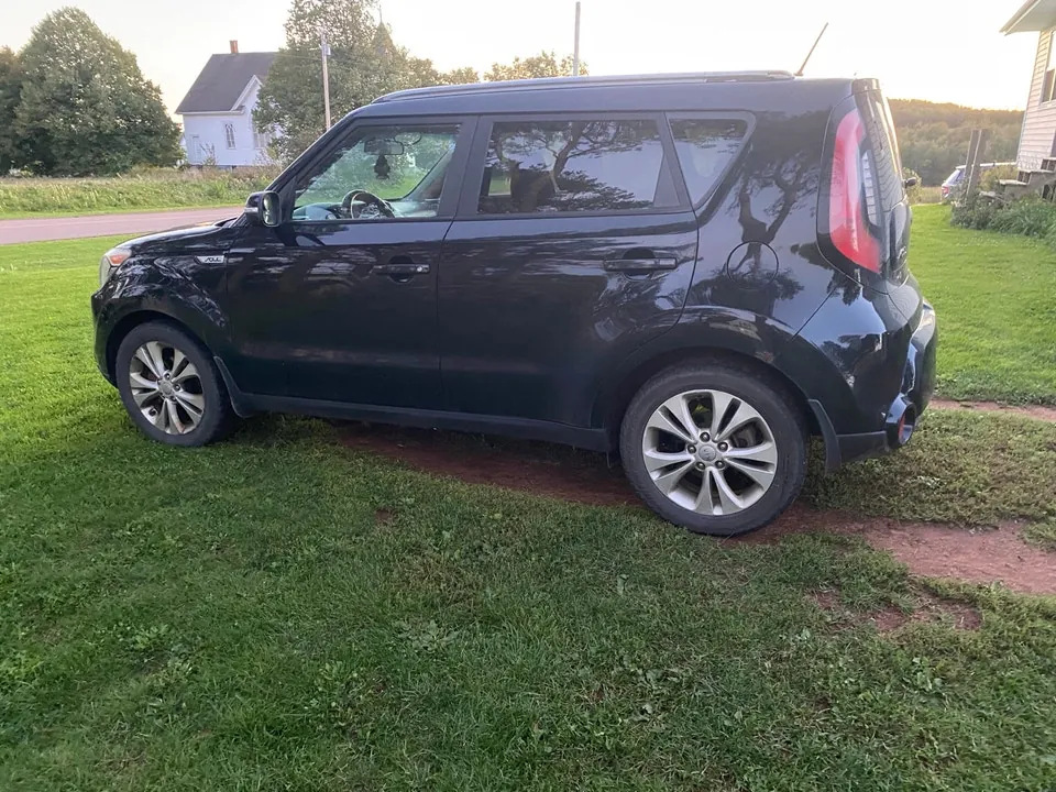 Kia Soul 2015 photo 2