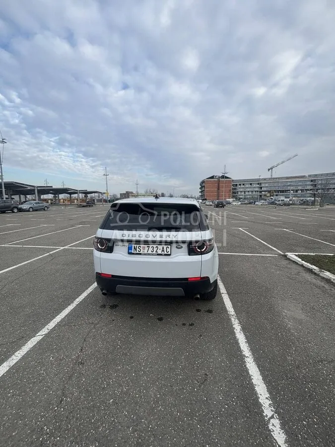 Land Rover Discovery Sport 2018 photo 3