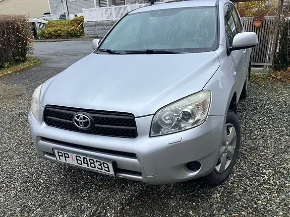 Toyota Rav4 2006 photo 2