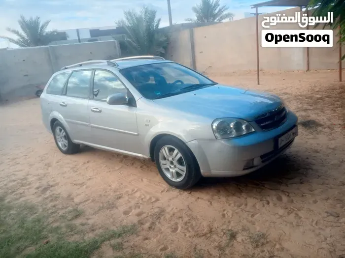 Chevrolet Optra 2005 photo 2