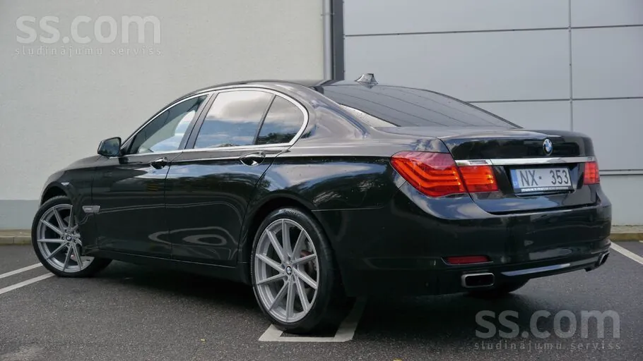 BMW 730 2009 photo 5