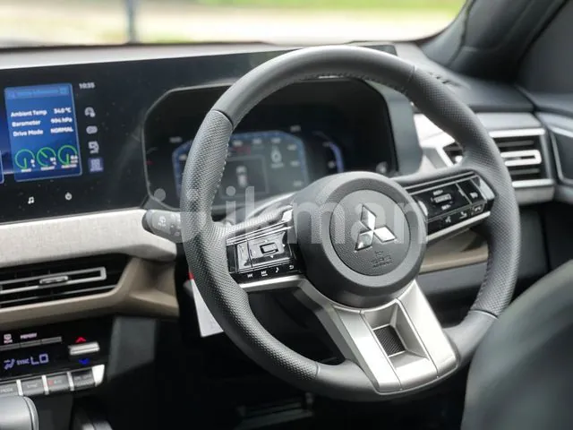 Mitsubishi Outlander 2026 photo 2