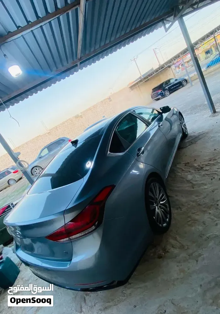 Genesis G80 2015 photo 3