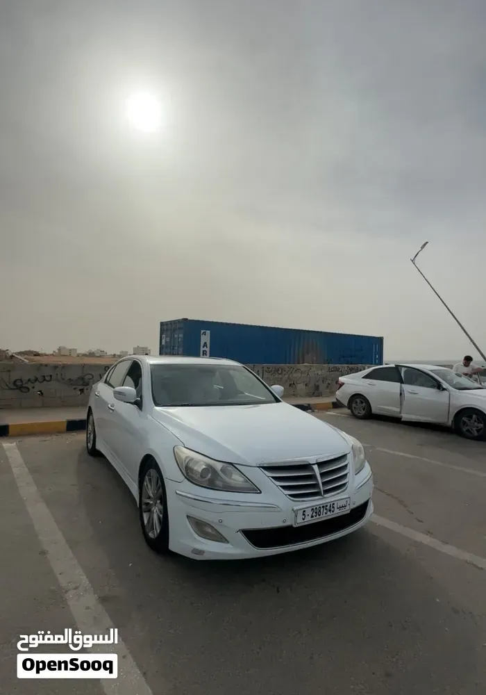 Genesis G80 2015 photo 5