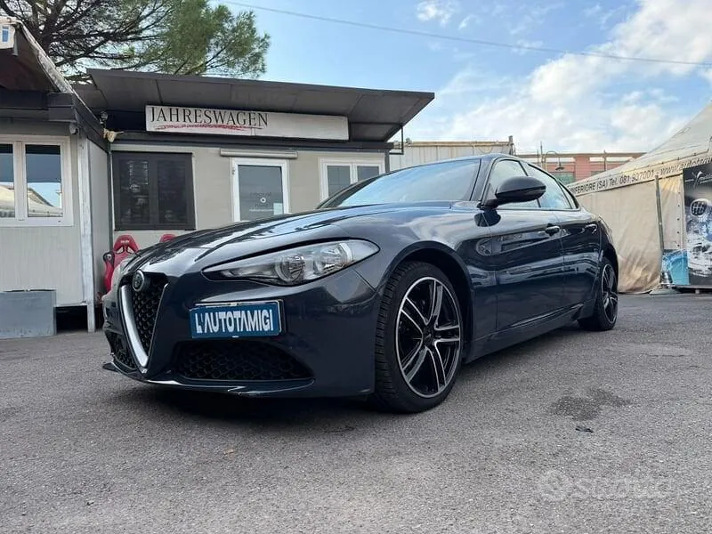 Alfa Romeo Giulia 2018 photo 2