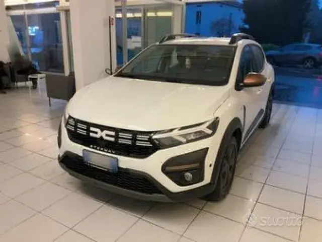 Dacia Sandero Stepway 2024 photo 2