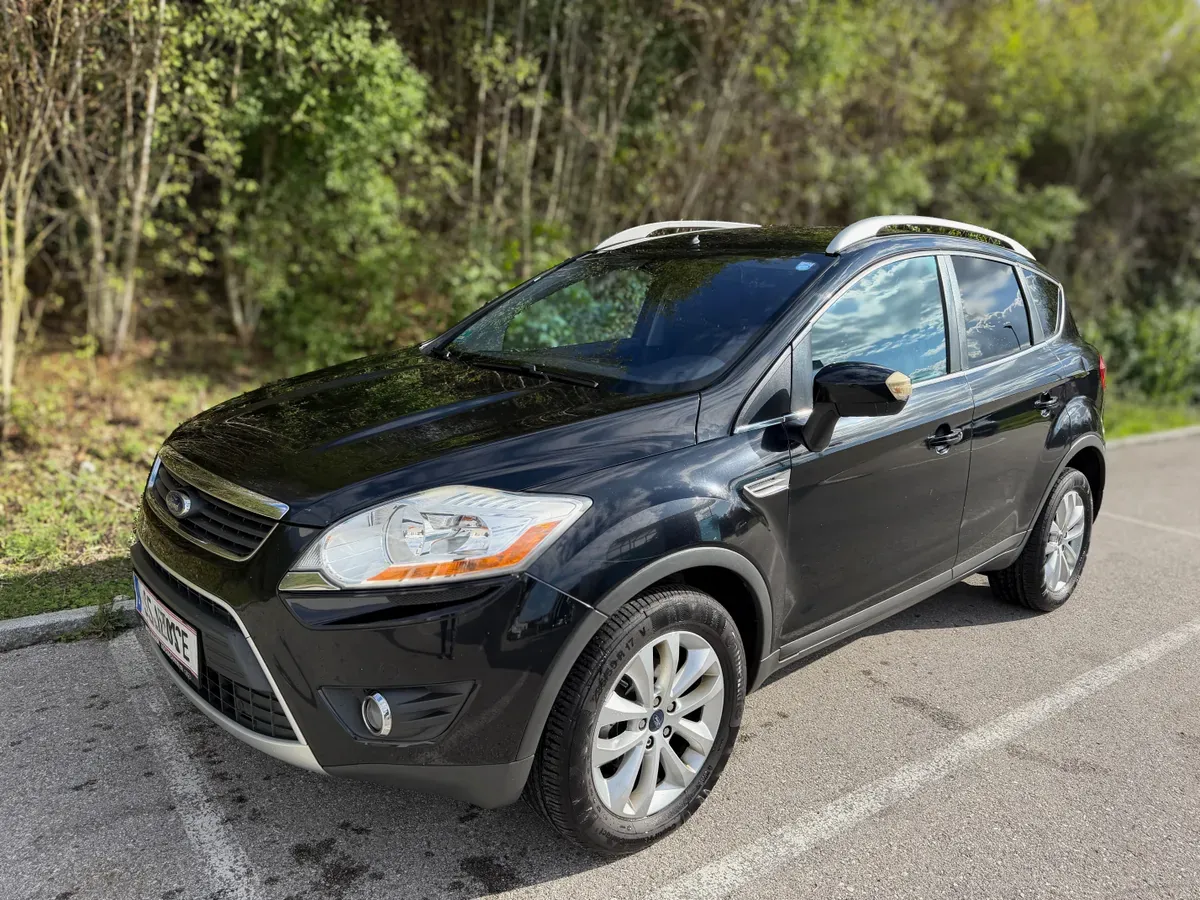 Ford Kuga 2010 photo 3