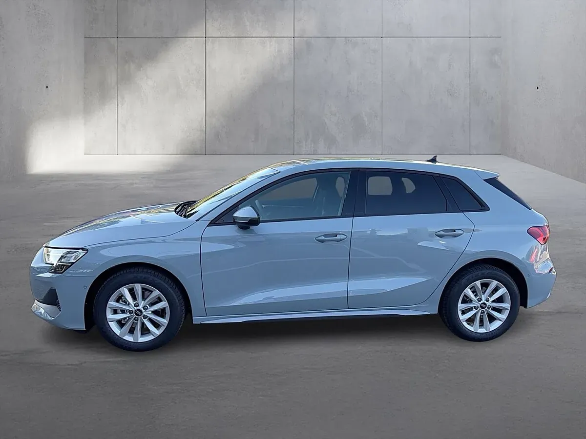 Audi A3 2026 photo 2