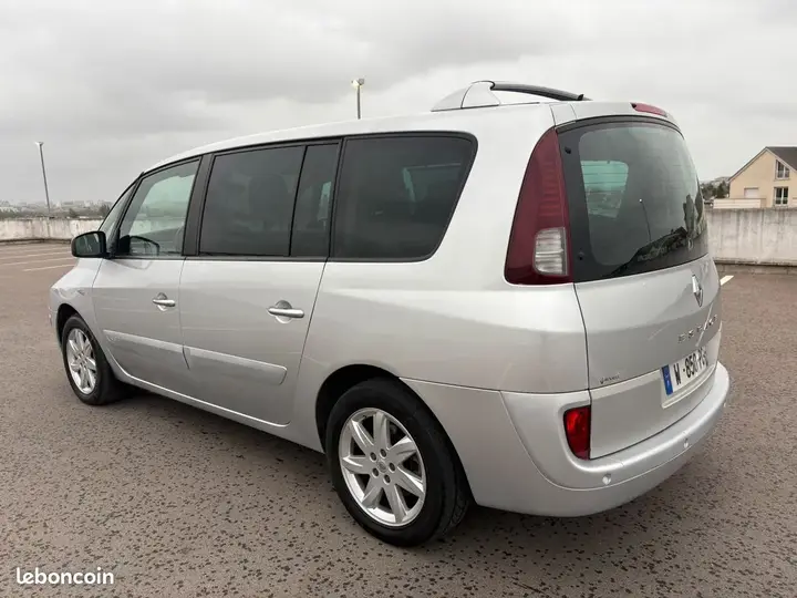 Renault Grand Espace 2010 photo 4