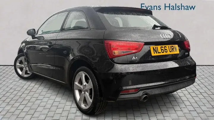 Audi A1 2016 photo 2