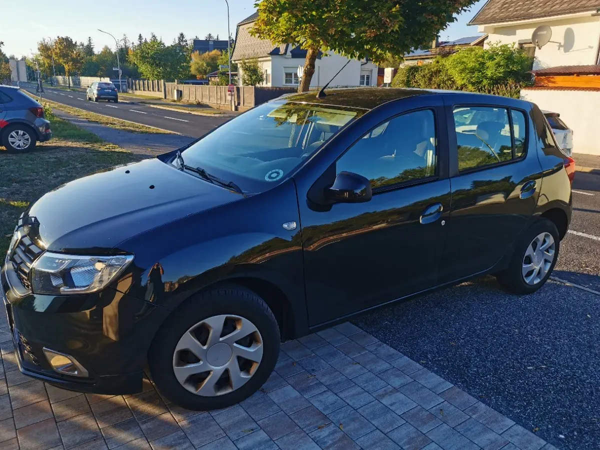 Dacia Sandero 2018 photo 2