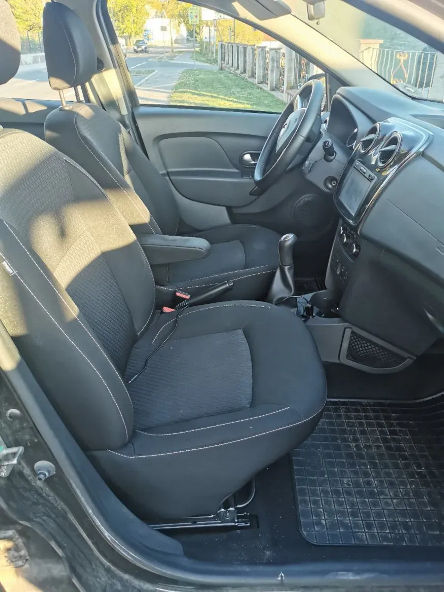 Dacia Sandero 2018 photo 3