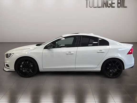 Volvo S60 2016 photo 2