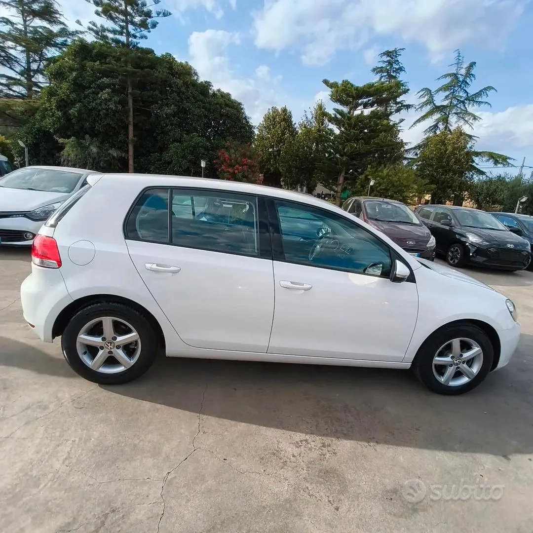 Volkswagen Golf 2012 photo 5