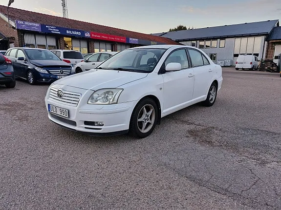 Toyota Avensis 2003 photo 3