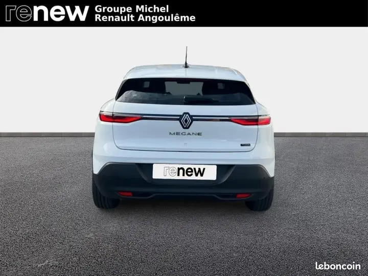 Renault Megane 2023 photo 5