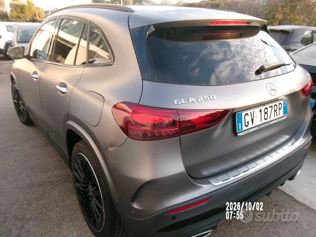 Mercedes-Benz Gla 2024 photo 3