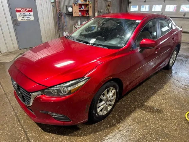 Mazda Mazda3 2018 photo 3