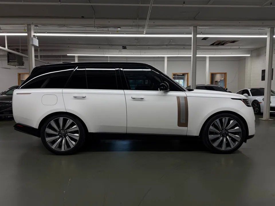 Land Rover Range Rover 2025 photo 2