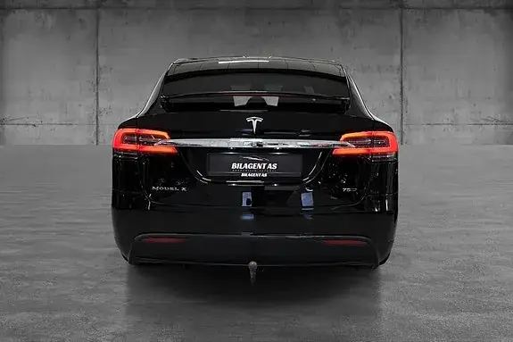 Tesla Model X 2018 photo 4