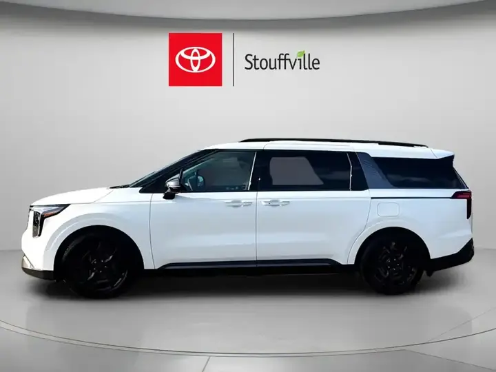 Kia Carnival 2025 photo 2