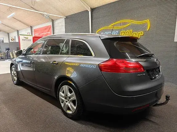 Opel Insignia 2010 photo 3