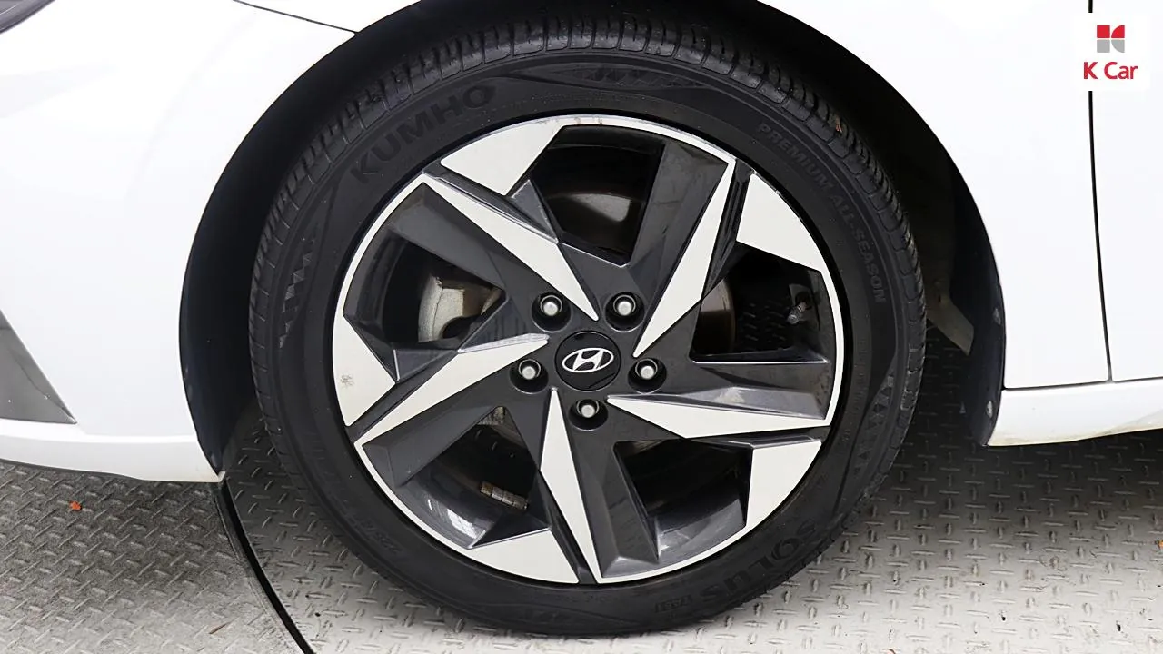 Hyundai Elantra 2021 photo 5