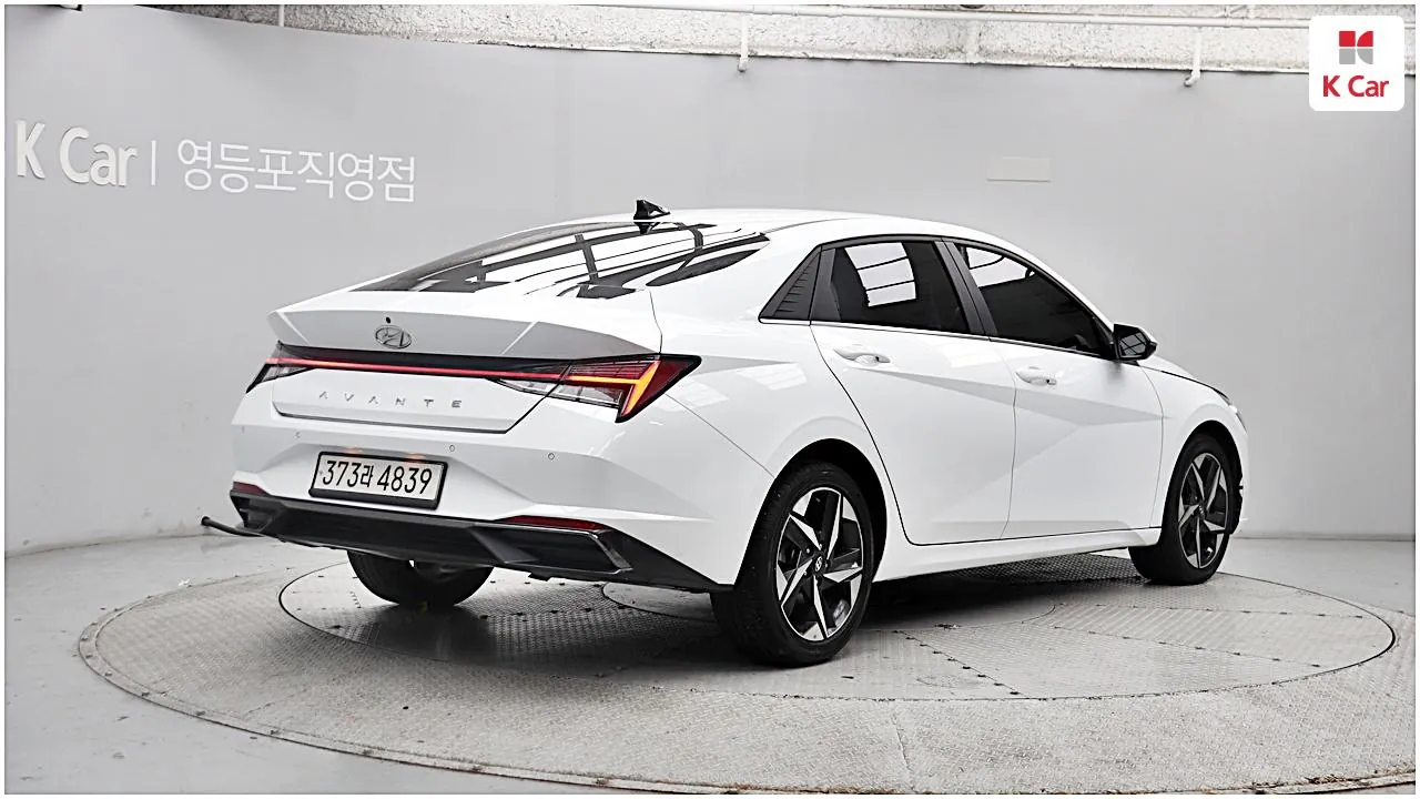 Hyundai Elantra 2021 photo 4