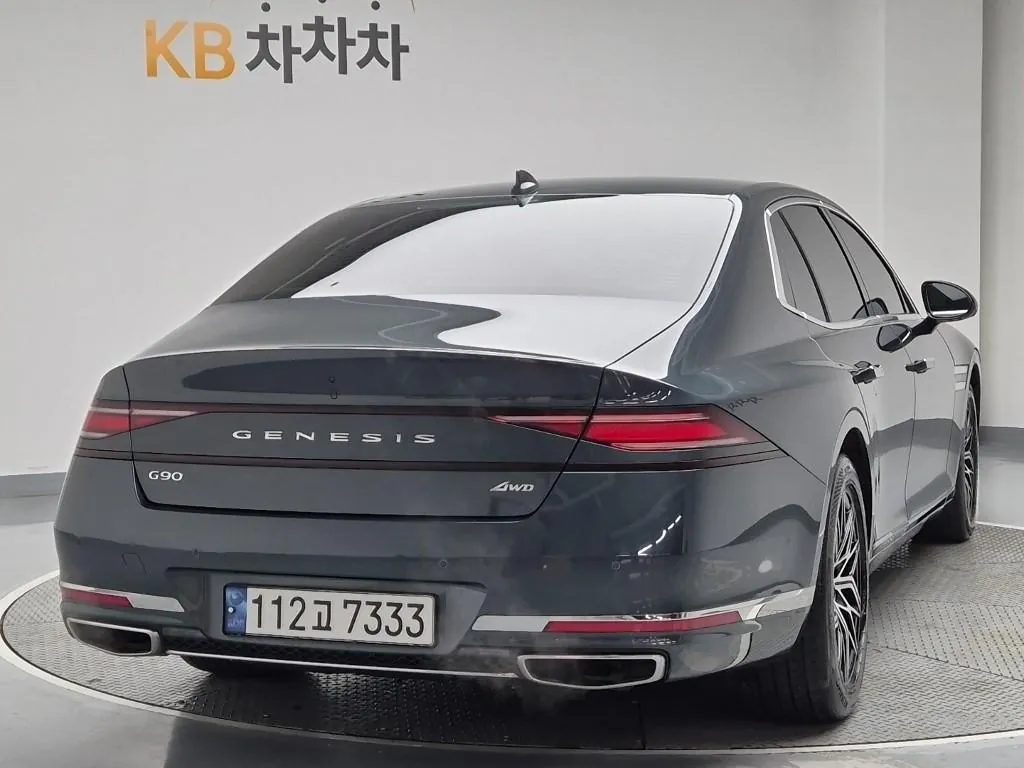Genesis G90 2023 photo 3