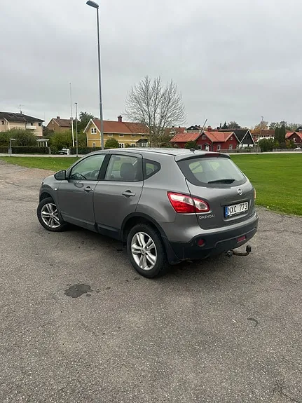 Nissan Qashqai 2013 photo 4